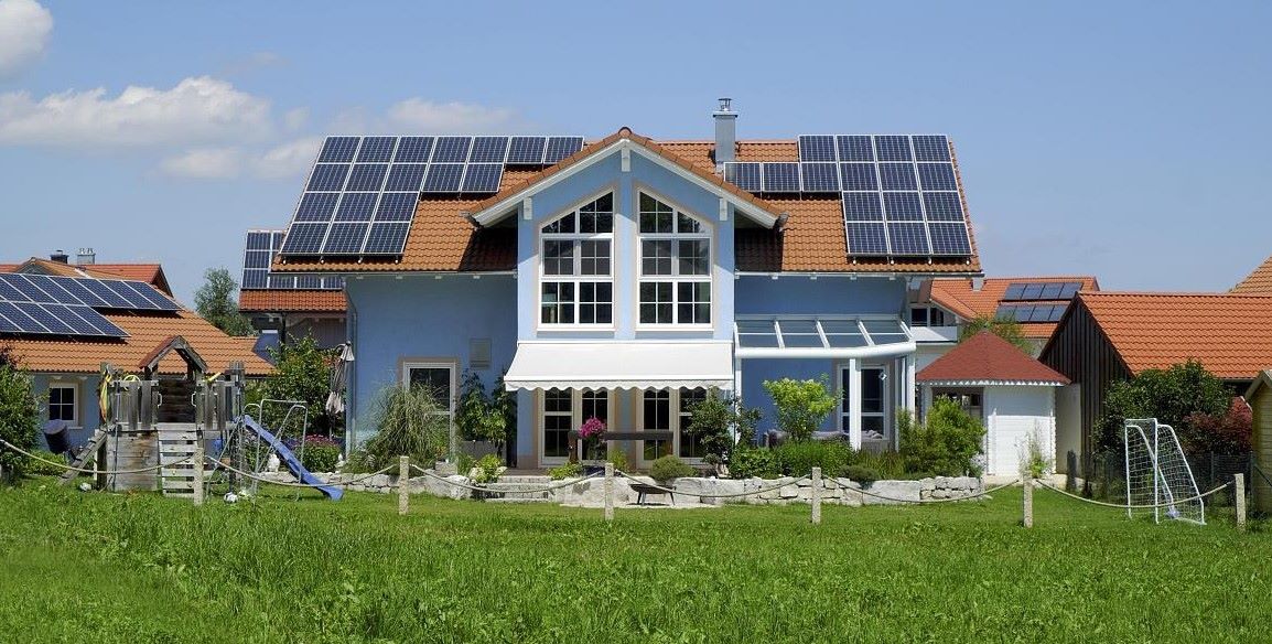 Bloomberg New Energy Globale Entwicklungskosten für Photovoltaik-Kraftwerke werden erneut sinken